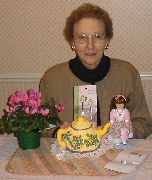 [AuntRuth80th.JPG]