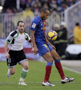 to replace Barcelona forward and French international Thierry Henry