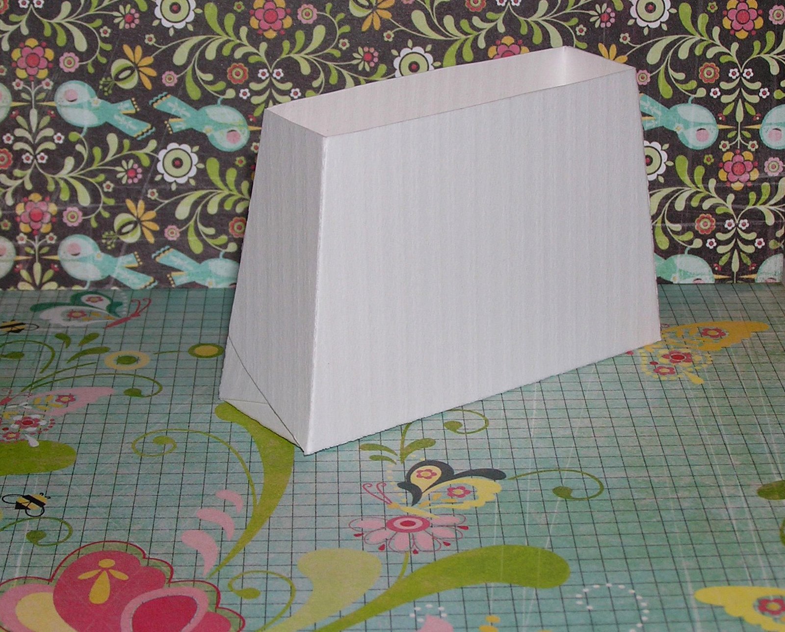 [5+assemble+the+purse+box.JPG]