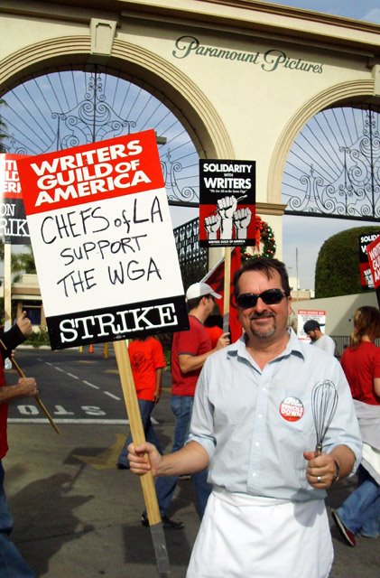 [billy+sign+paramount.jpg]