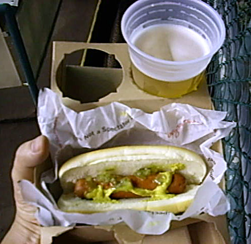 [hwy+park+beer+hotdog.jpg]
