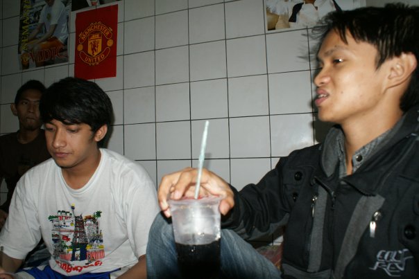 [18154_1256697871059_1637985573_664494_7316595_n.jpg]