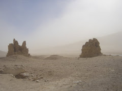 Tormenta del desierto entre las tumbas romanas de Palmyra