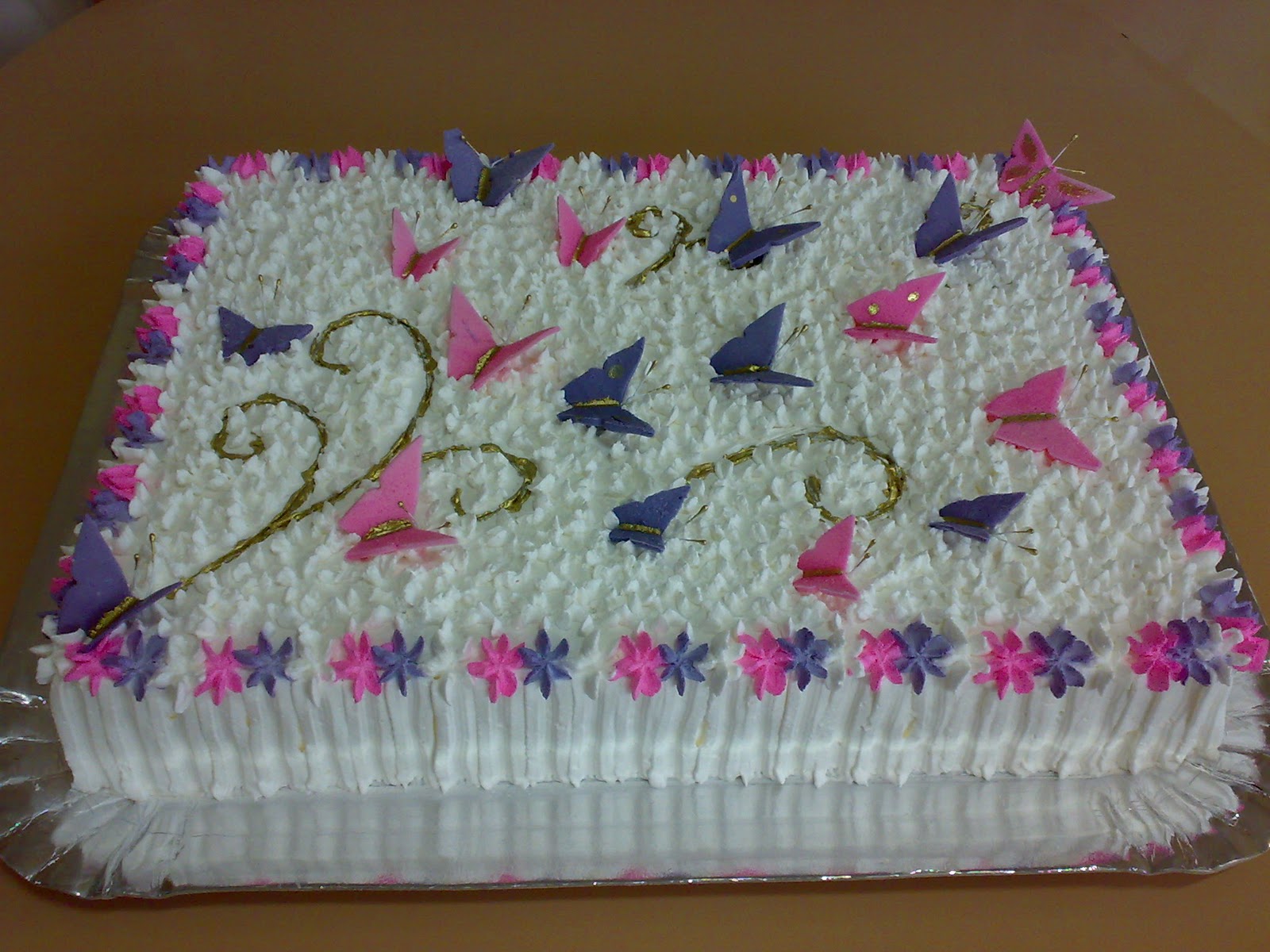 Tiago Cake Design Bolo Borboletas em pasta americana