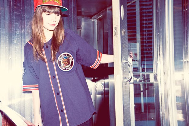 [mishka-2010-spring-lookbook-15.jpg]