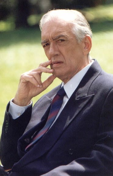 [Carlos+Marquez-772500.jpg]