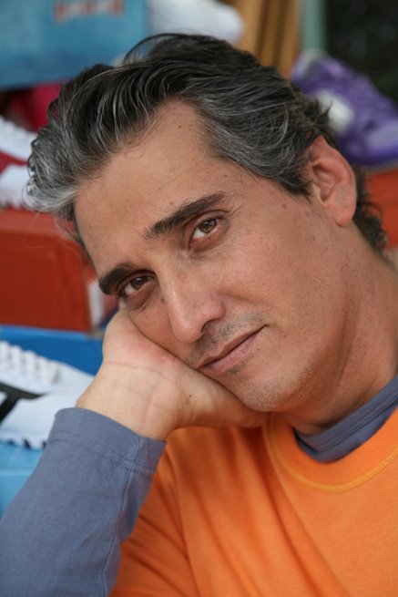 [guillermo_davila01+med.jpg]