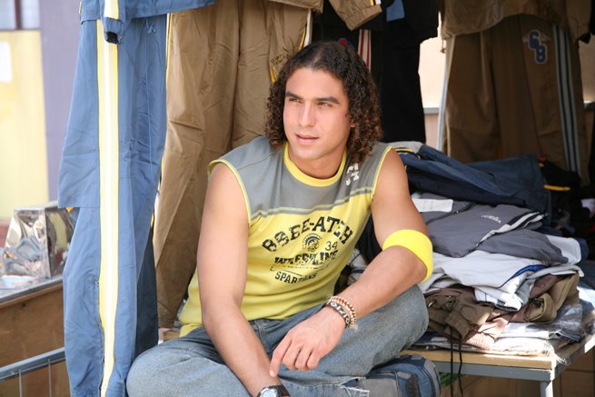 [laureano_olivares02+med.jpg]