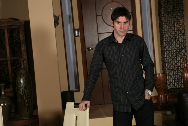 [JONATHAN+MONTENEGRO+2.jpg]