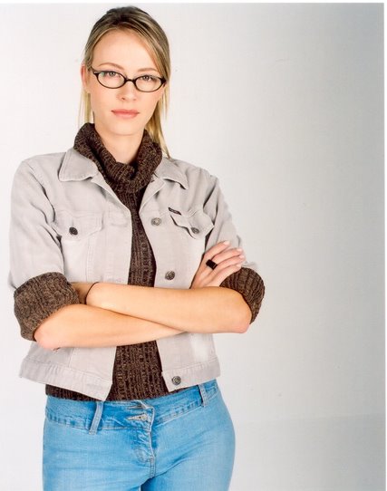 [Flavia+Gleske.jpg]