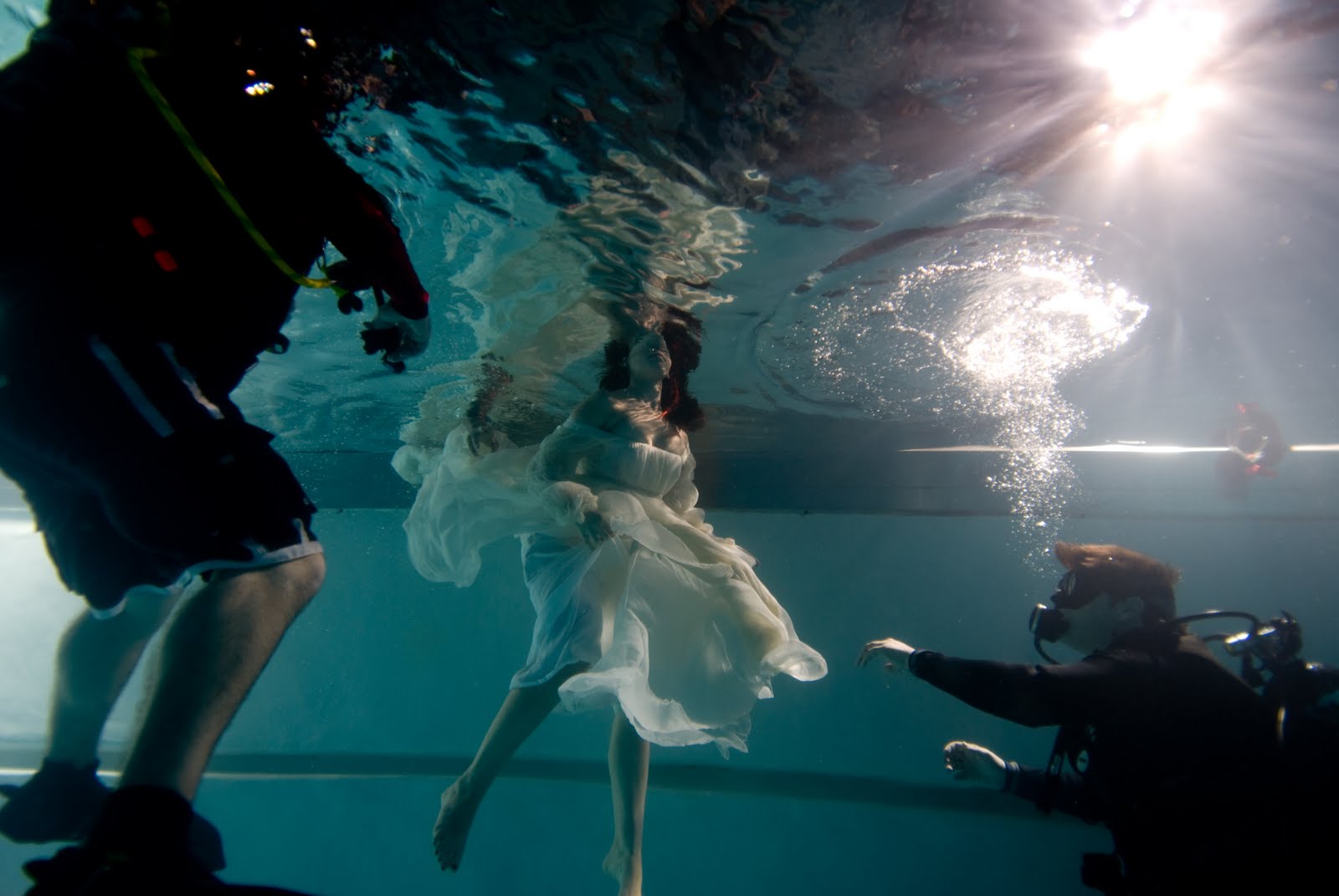 studio machine Underwater Photo Shoot
