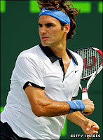 Federer feeling the heat in Miami