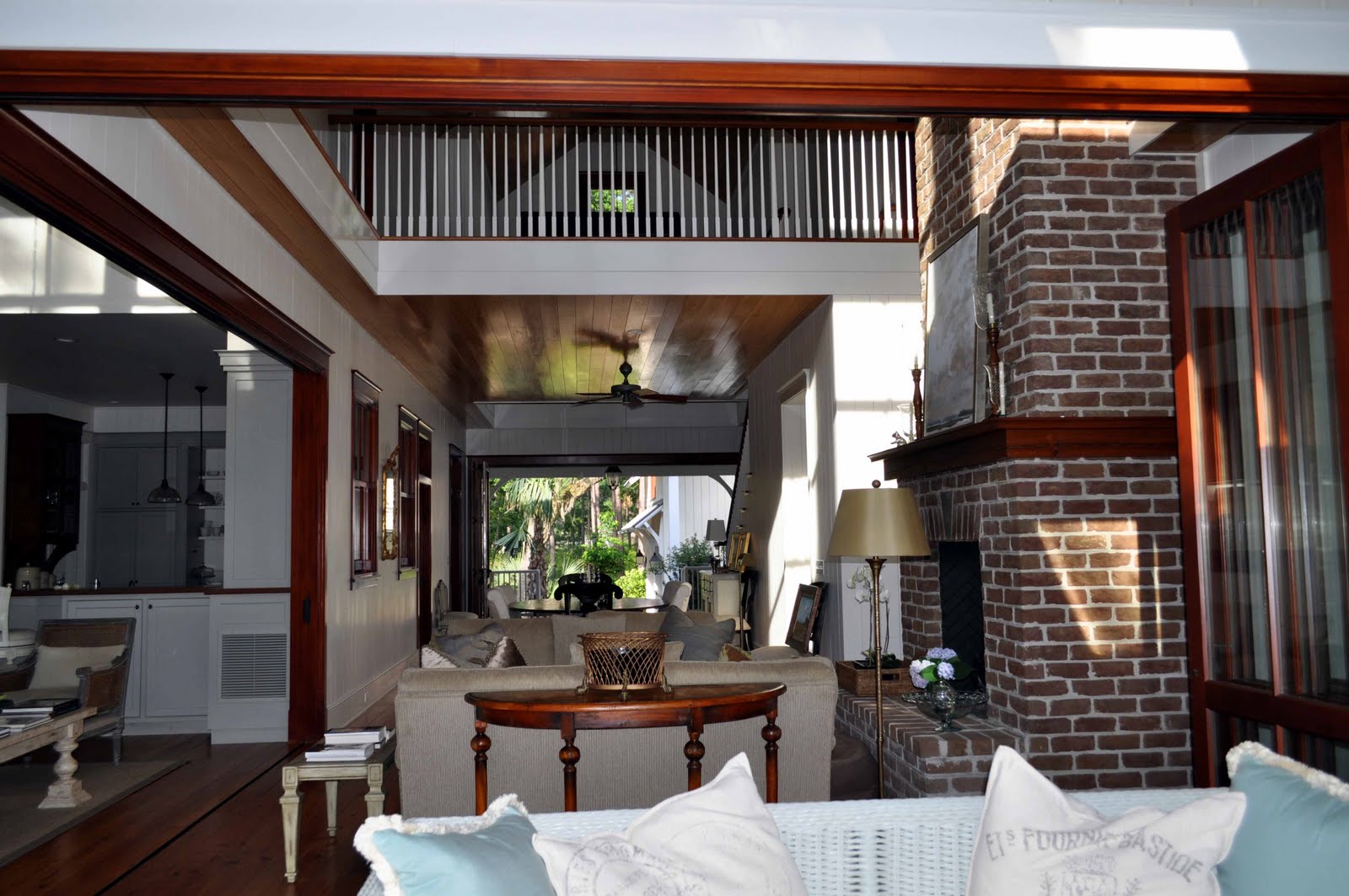 Lowcountry Architect Contemporary dog Trot