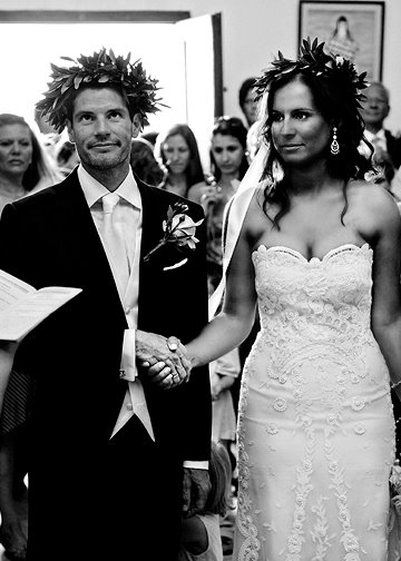 [Santorini-greek-traditions.jpg]