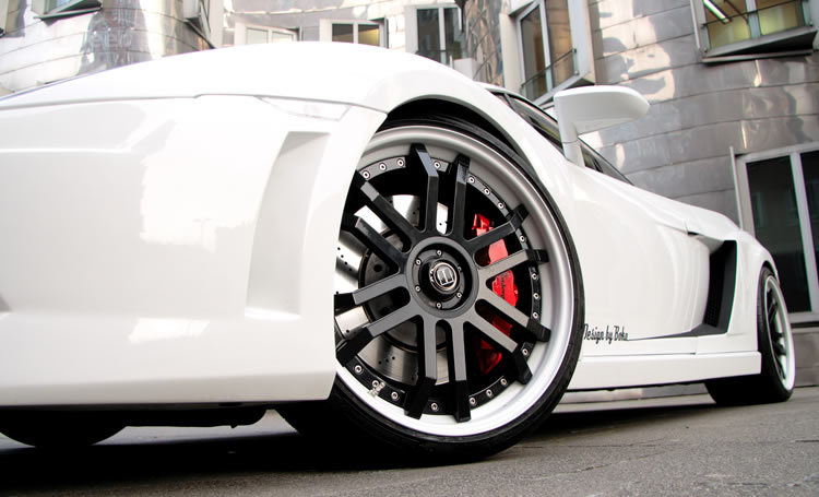 Lamborghini Gallardo Black Rims. wheels painted in lack.