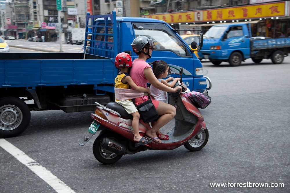 [2009-08-17+Taiwan_1845.jpg]