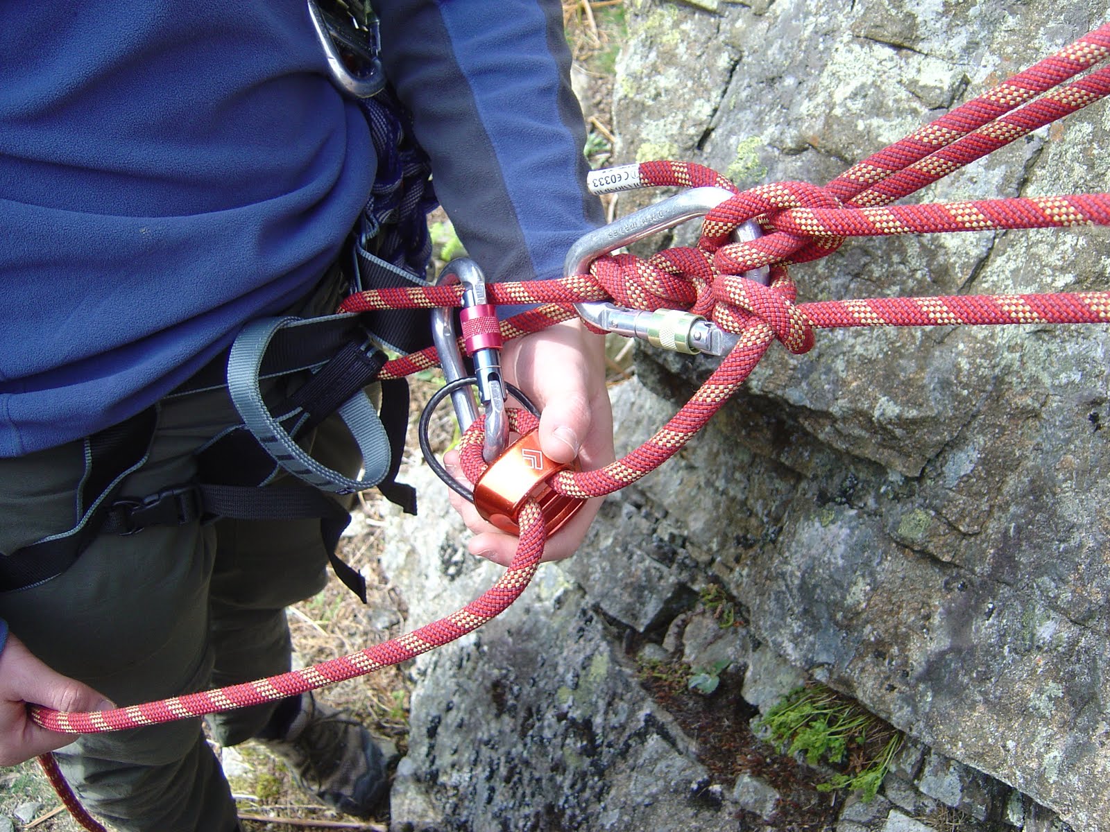 Outdoor Courses for Scrambling, Climbing, Kayaking & Mountain