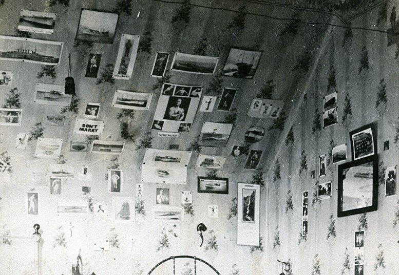 [CornerOfCarl'sRoom2.jpg]