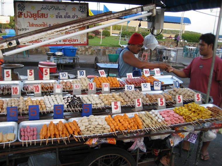 Lots of colors at the Night Market