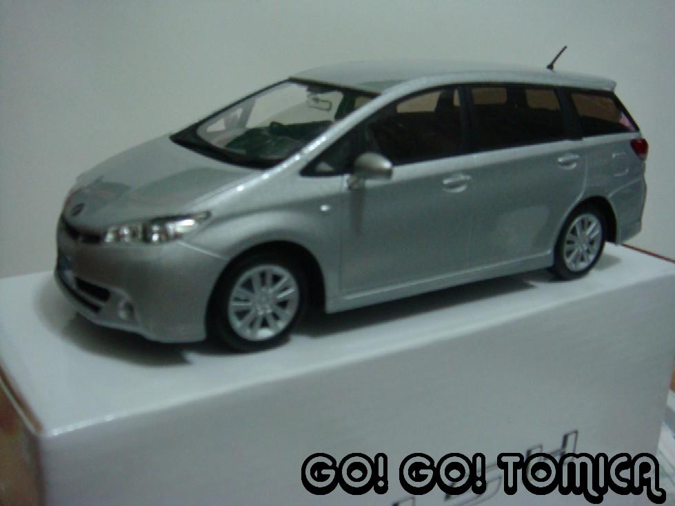 toyota wish tomica