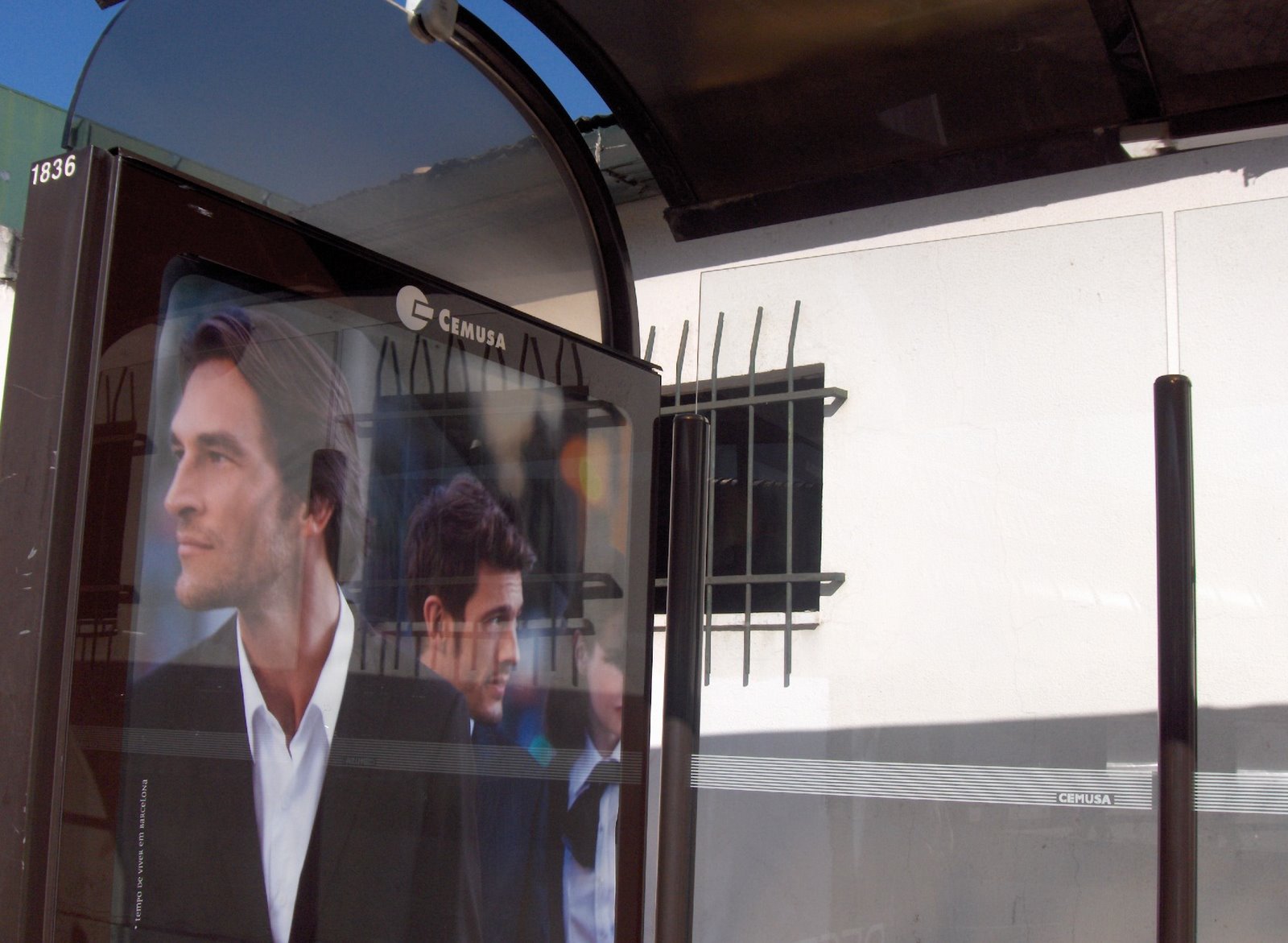 [Lisboa+SOS+082.JPG]