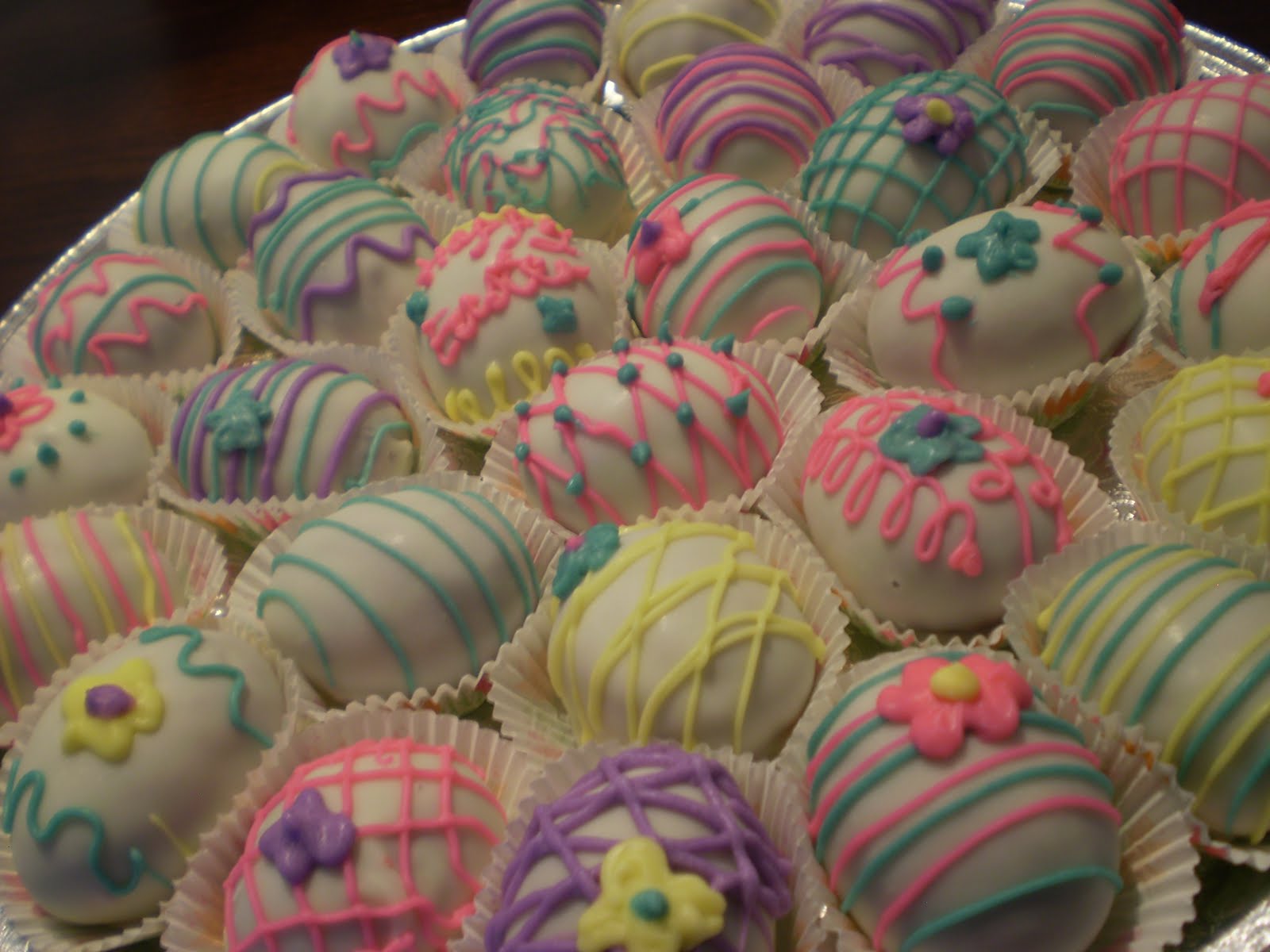 Divine Cakes by Janice Easter Egg Cake Balls