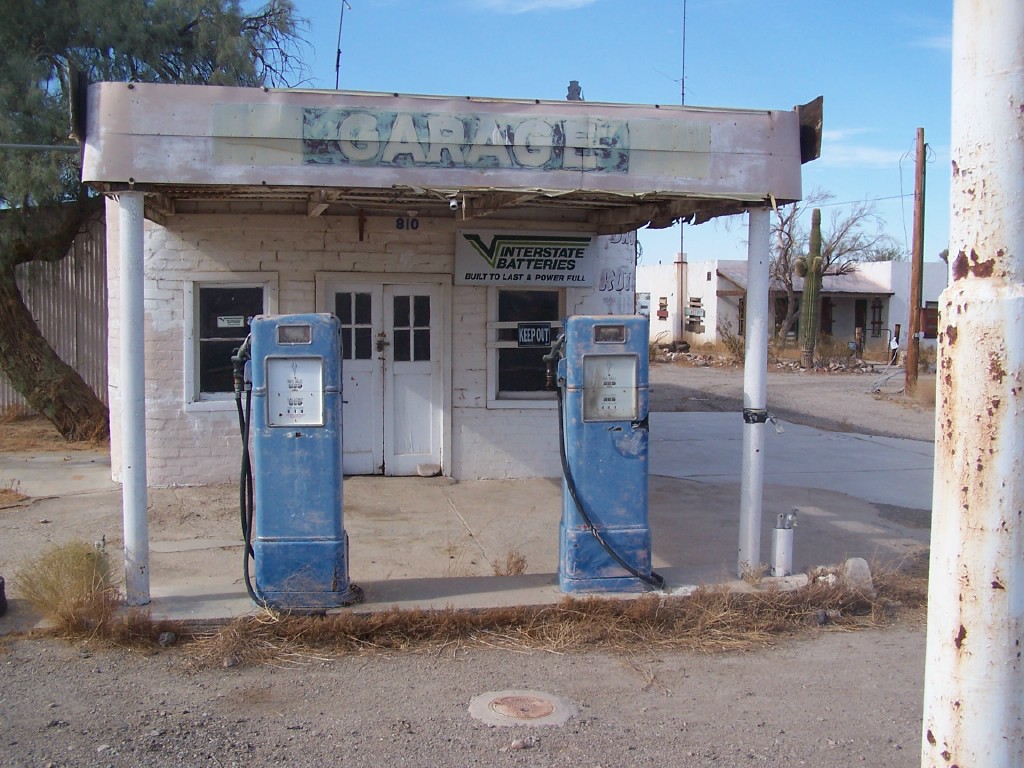 TearDropHouses The Jinxed Gas Station and Camel Shop, Quartzsite, Arizona