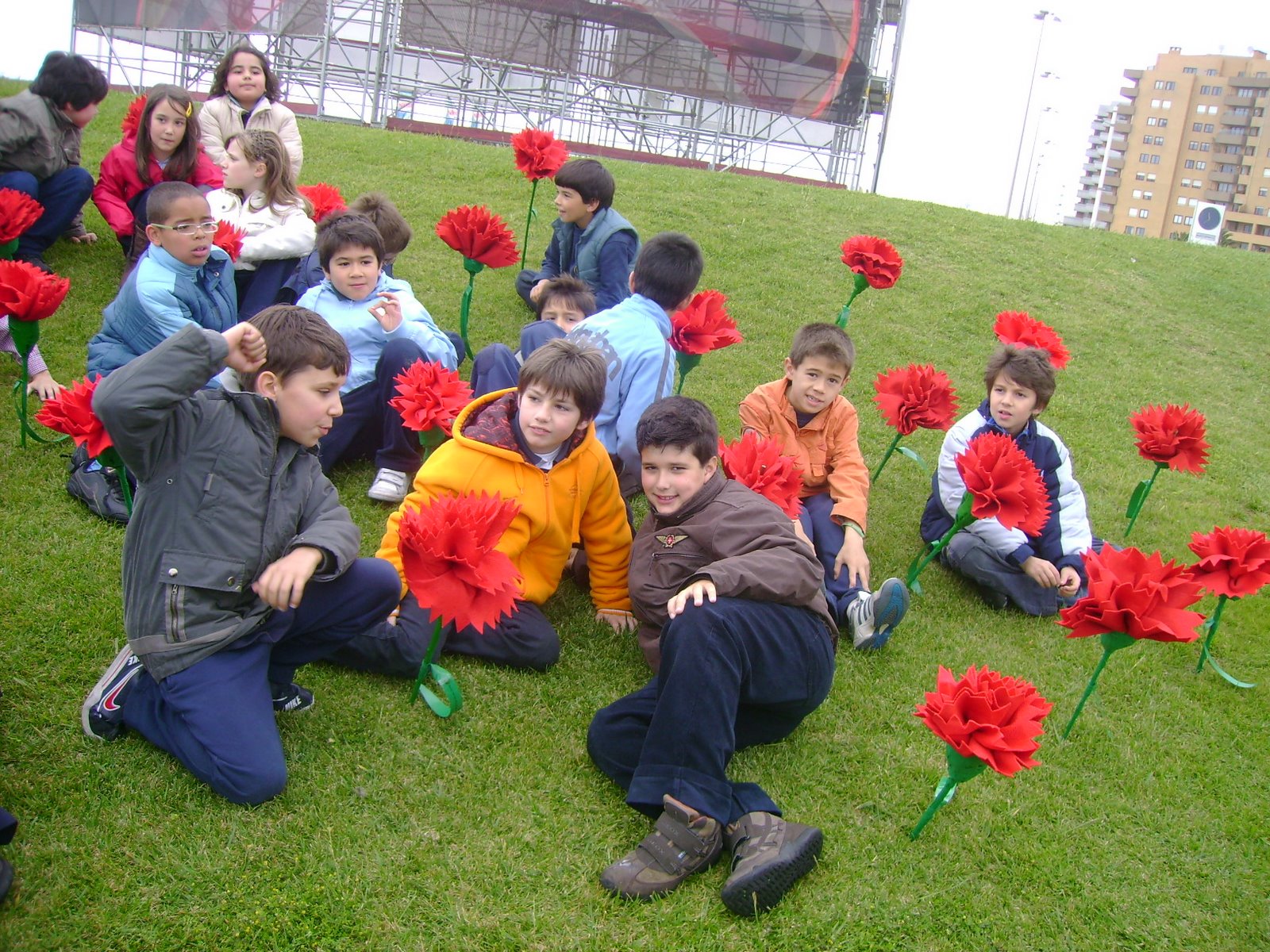 [25_abril_criancas_Mat+08.JPG]
