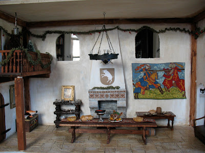 medieval dollhouse furniture