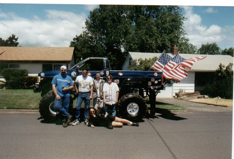 Isaac,Elwin,Keith,Janet And Sandy(Laying Down)