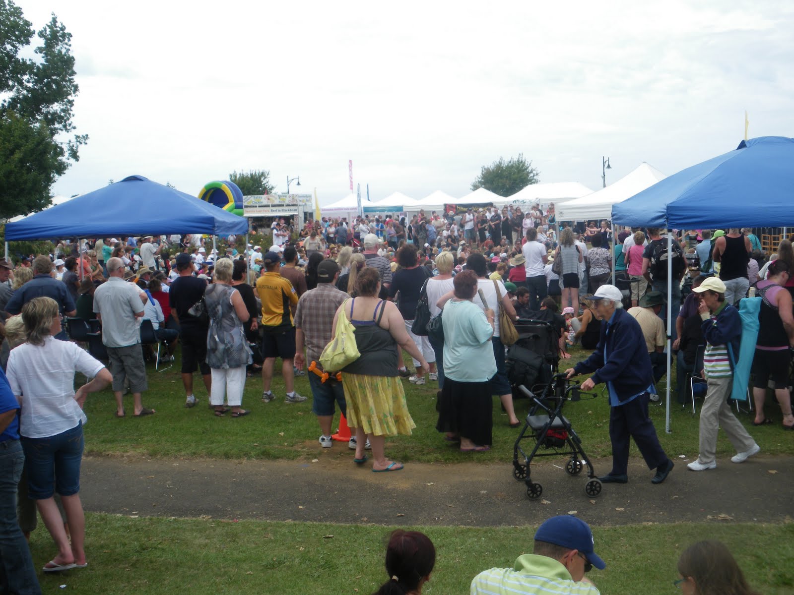 Backpacking in Australia Taste The Harvest Festival in Devonport, Tasmania