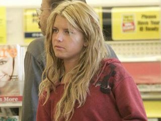 [jessica_simpson_groceries_rough_00.jpg]