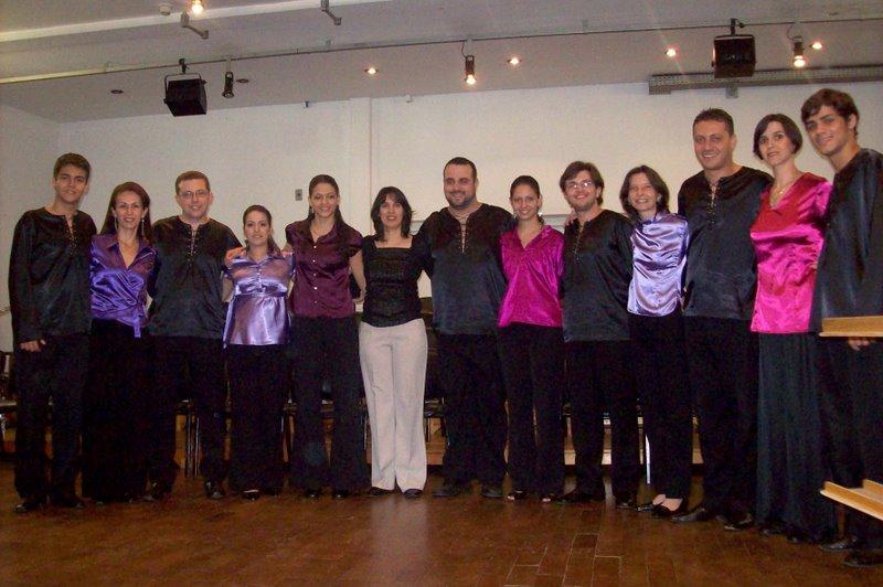 [coro+de+camara+de+maringa.JPG]