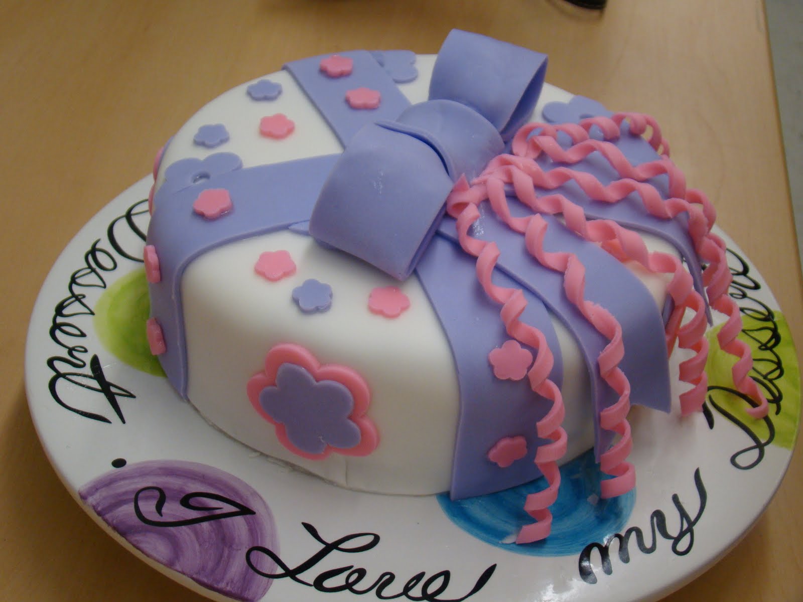 Fondant Gift Box Cake The Funhouse of Cakes