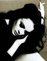 El querer olvidarte no significa que no este sufriendo.