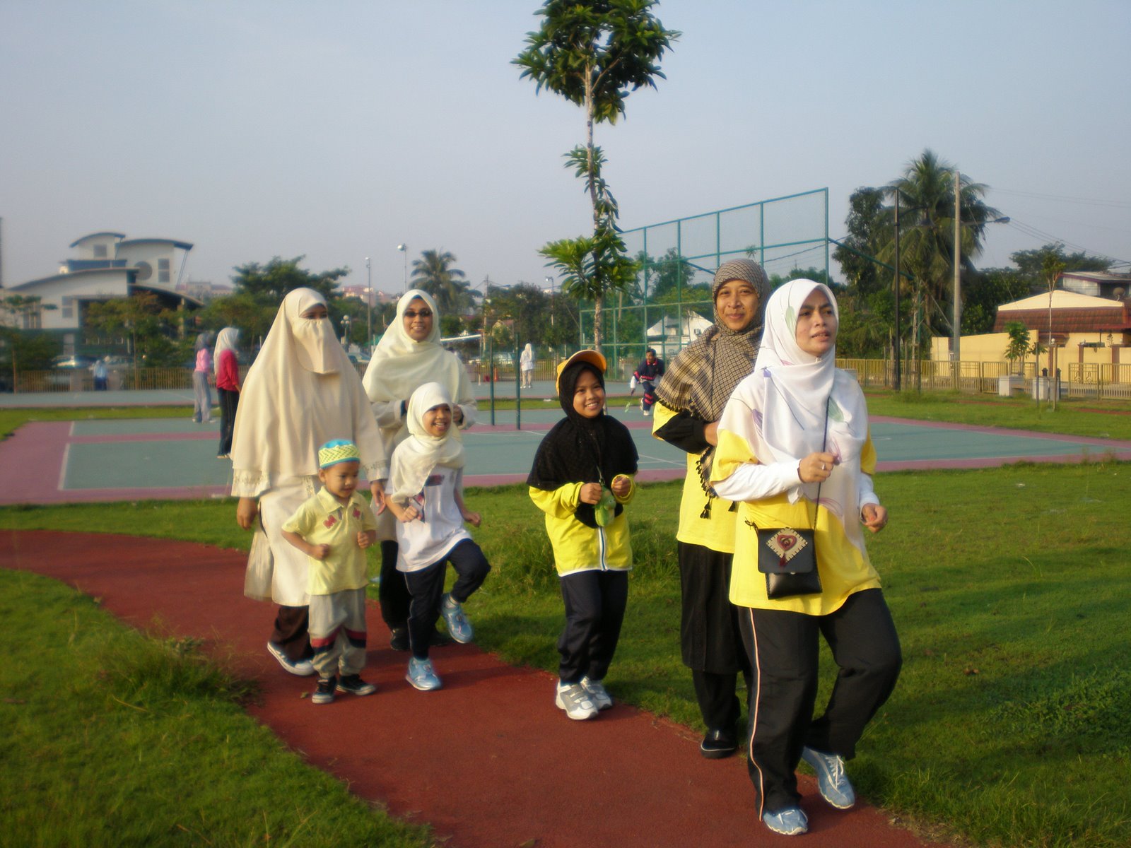 [PB250241.JPG]