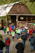 3rd Graders at the Baxter Barn