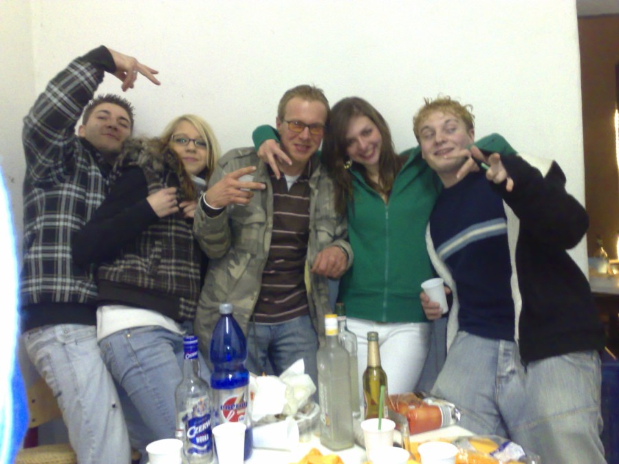 [311220091098g.jpg]