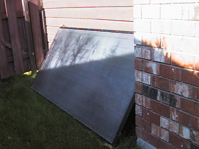 [070509+solar+panel+before+mounting.JPG]