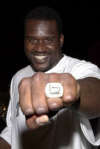 [Shaq-wants-to-win-a-ring-for-the-king.jpg]