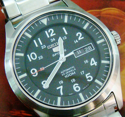 seiko 5 automatic snzg13k1