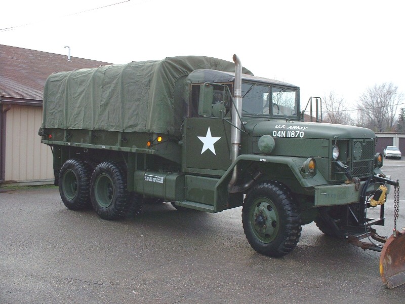 M35+EXH+ON+TRUCK.JPG