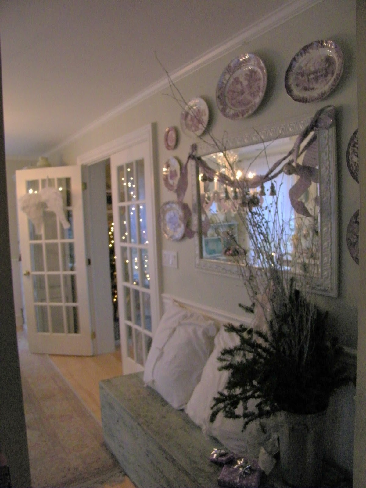 Maison Decor: I'm Dreaming of a Pink Christmas