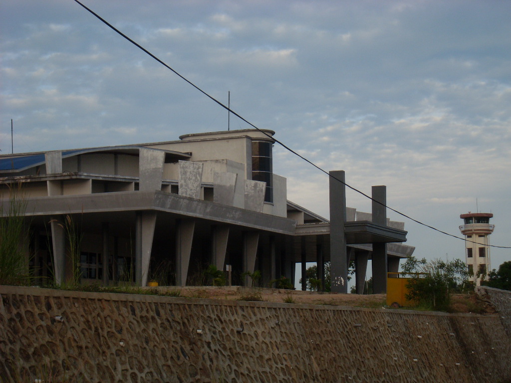 [SL371500.JPG]