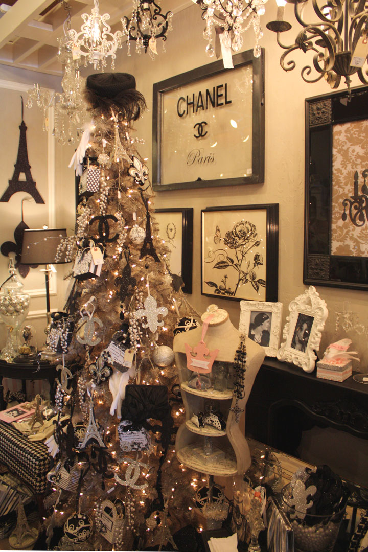 Diy plywood christmas tree My Romantic Home: Vintage & Vogue Christmas-Part III