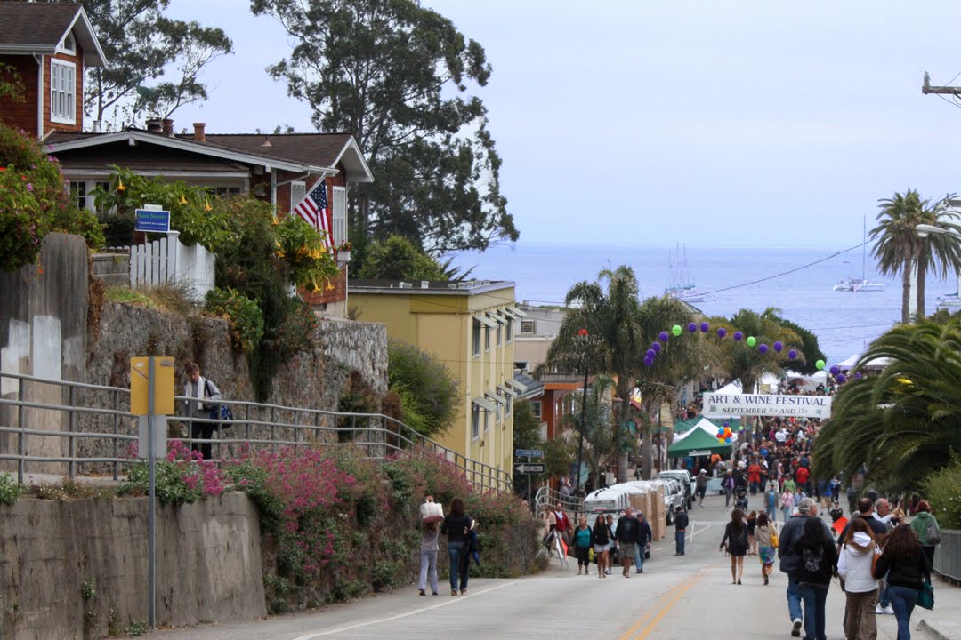 My Romantic Home Capitola Art and Wine Festival
