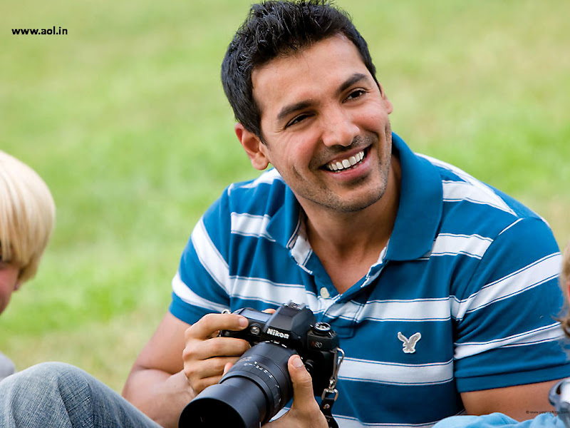 John Abraham Short Hairstyle