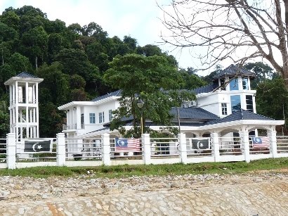 [Blog+50-Istana+2.JPG]