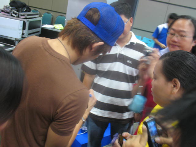 [IMG_0962.JPG]