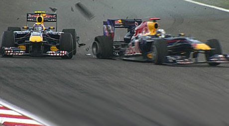 Webber_Vettel_Crash_Turkey_01.jpg